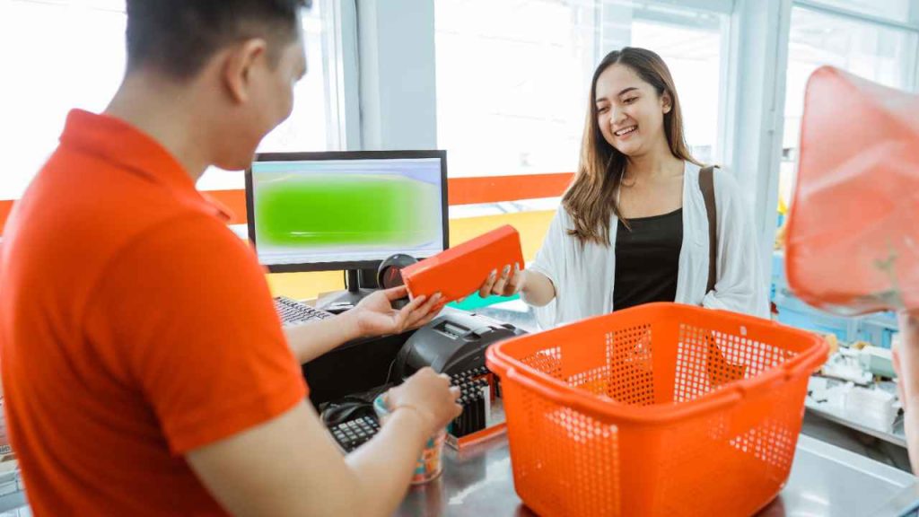 Paket Usaha Minimarket franchise terjangkau 2026