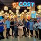 Kemitraan Franchise D'Cost Indonesia: Solusi Bisnis Restoran Keluarga Sistem Modern.
